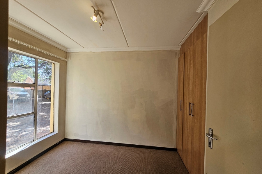 To Let 2 Bedroom Property for Rent in Geelhoutpark North West